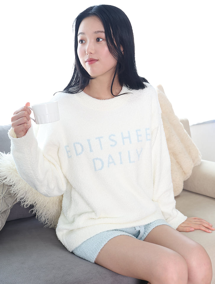 【ルームウェア】ロゴ入りもこもこプルオーバー